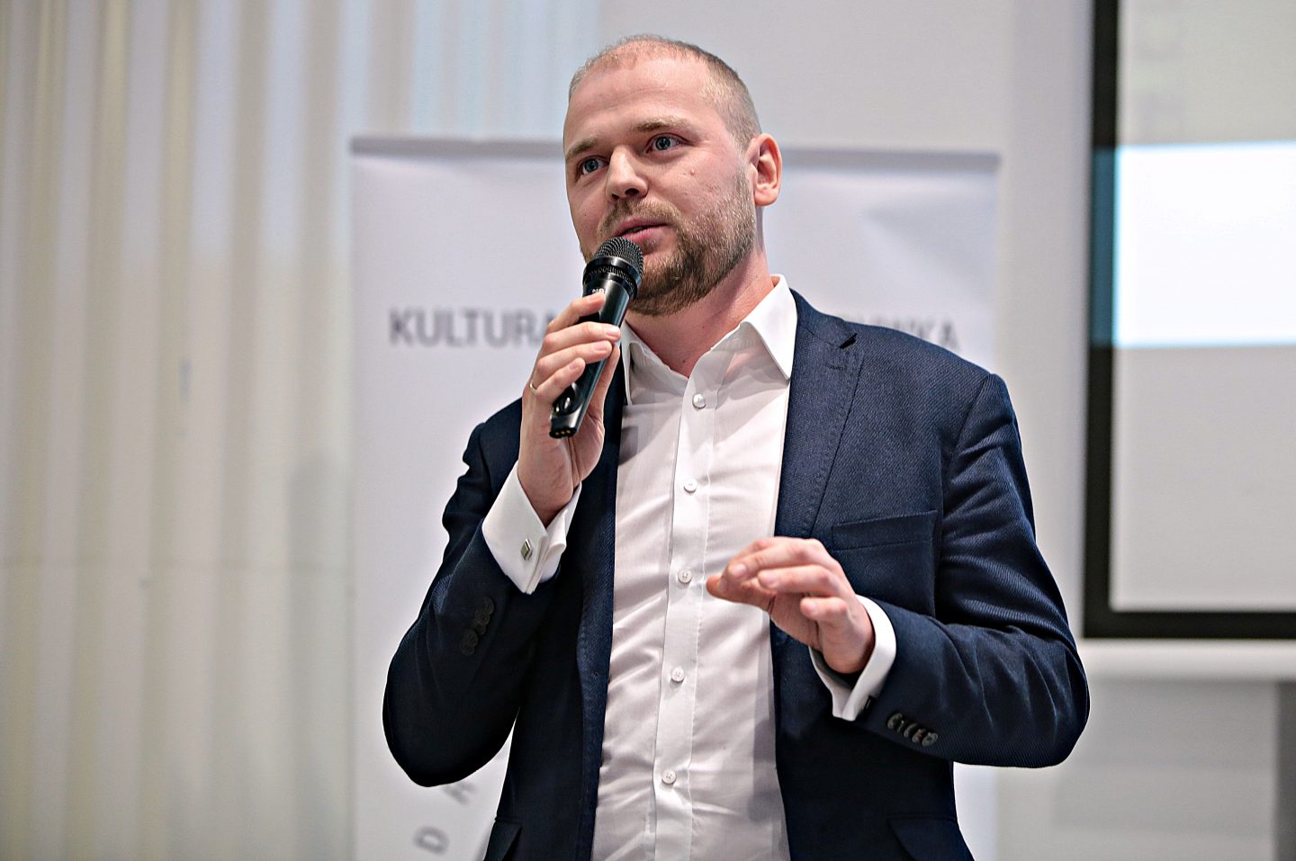 Informacja w związku ze startem Krzysztofa Mazura w wyborach parlamentarnych