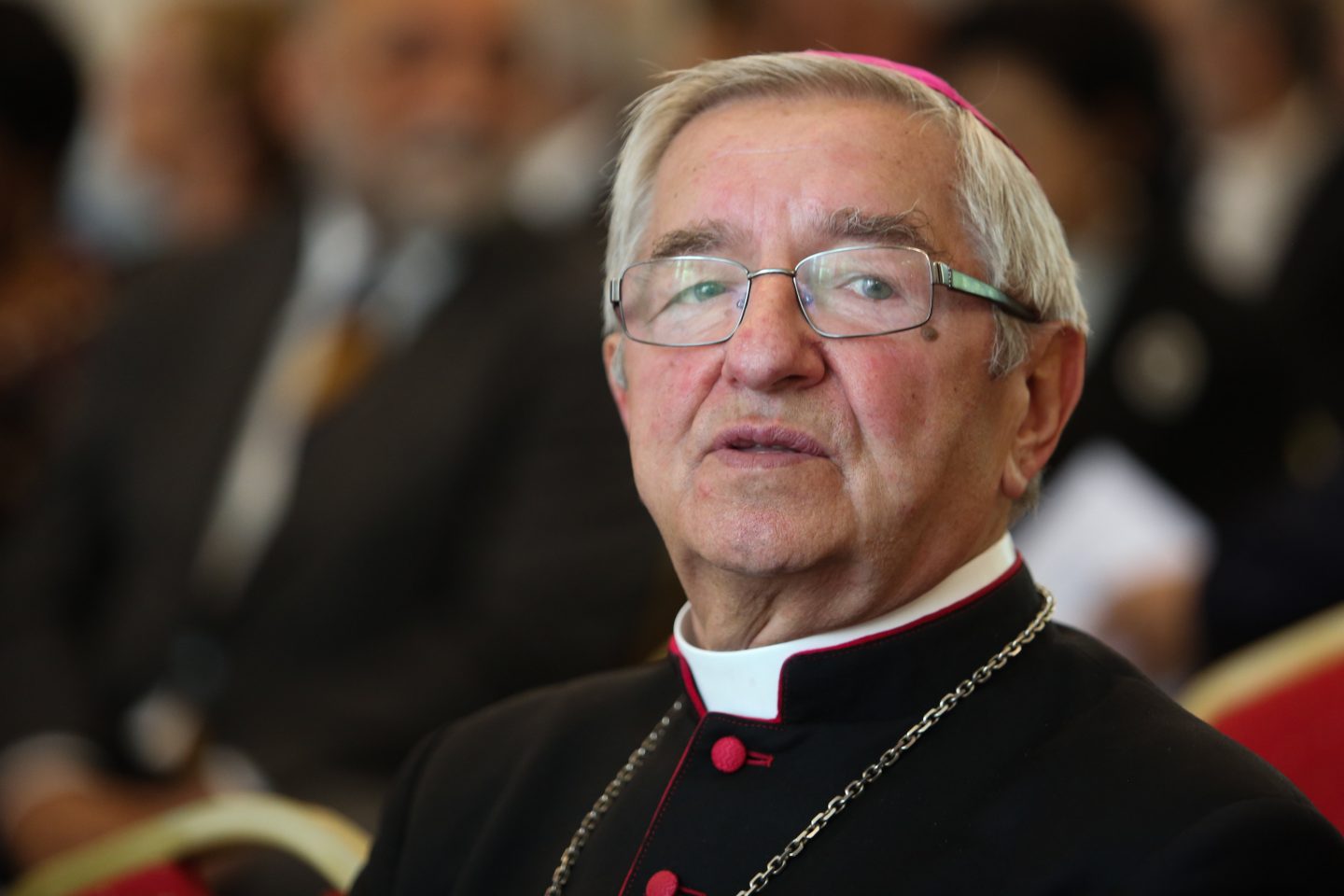 Papież karze bp Janiaka i abp Głódzia, choć ofiary mogą czuć się zawiedzione