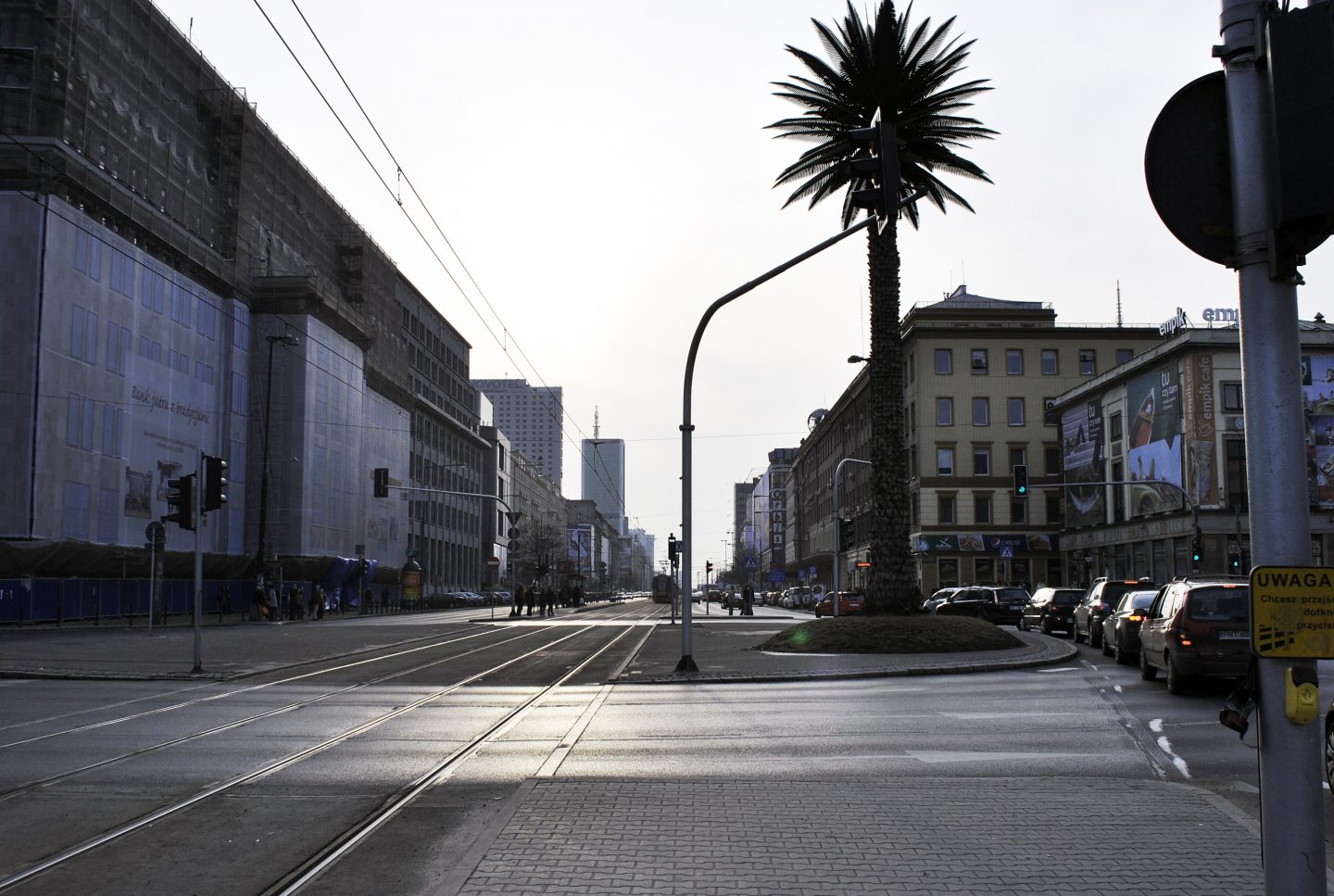 Koniec dominacji samochodów w centrum Warszawy? Urzędnicy zapowiadają rewolucję na Alejach Jerozolimskich