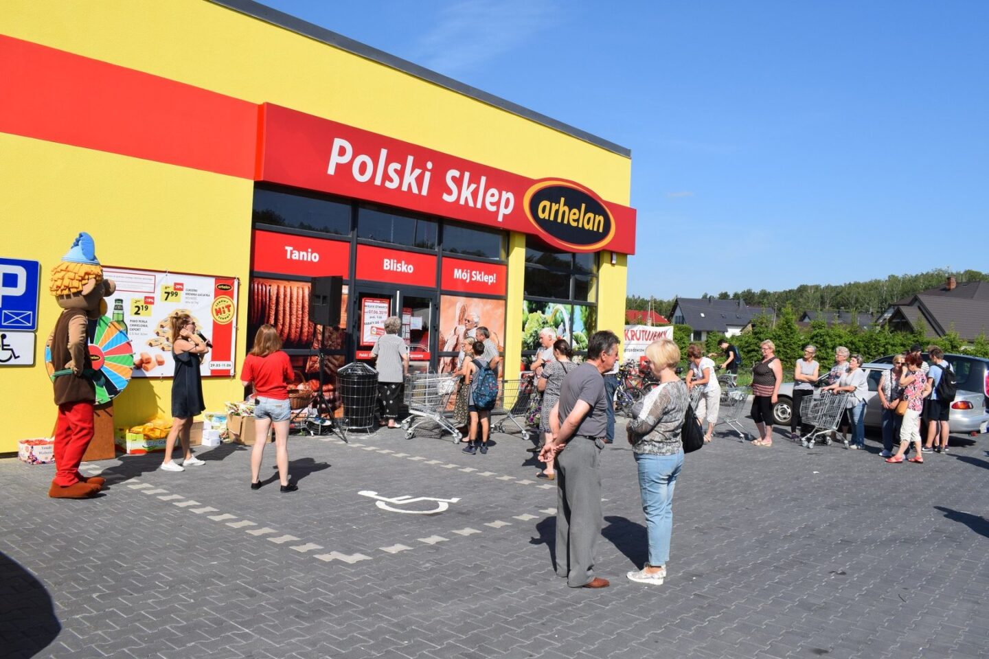 Polskich sklepów już prawie nie ma. Kolejna sieć przejęta przez zagraniczny koncern