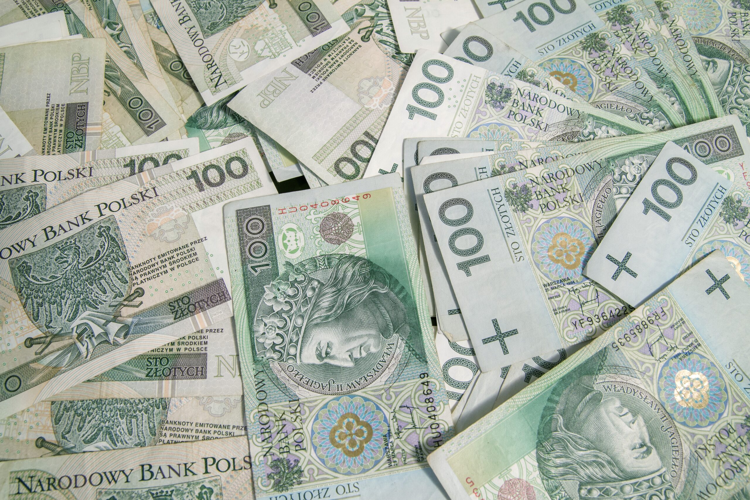 Banki znów liczą miliardy. Rekordowe zyski po Bezpiecznym Kredycie 2%