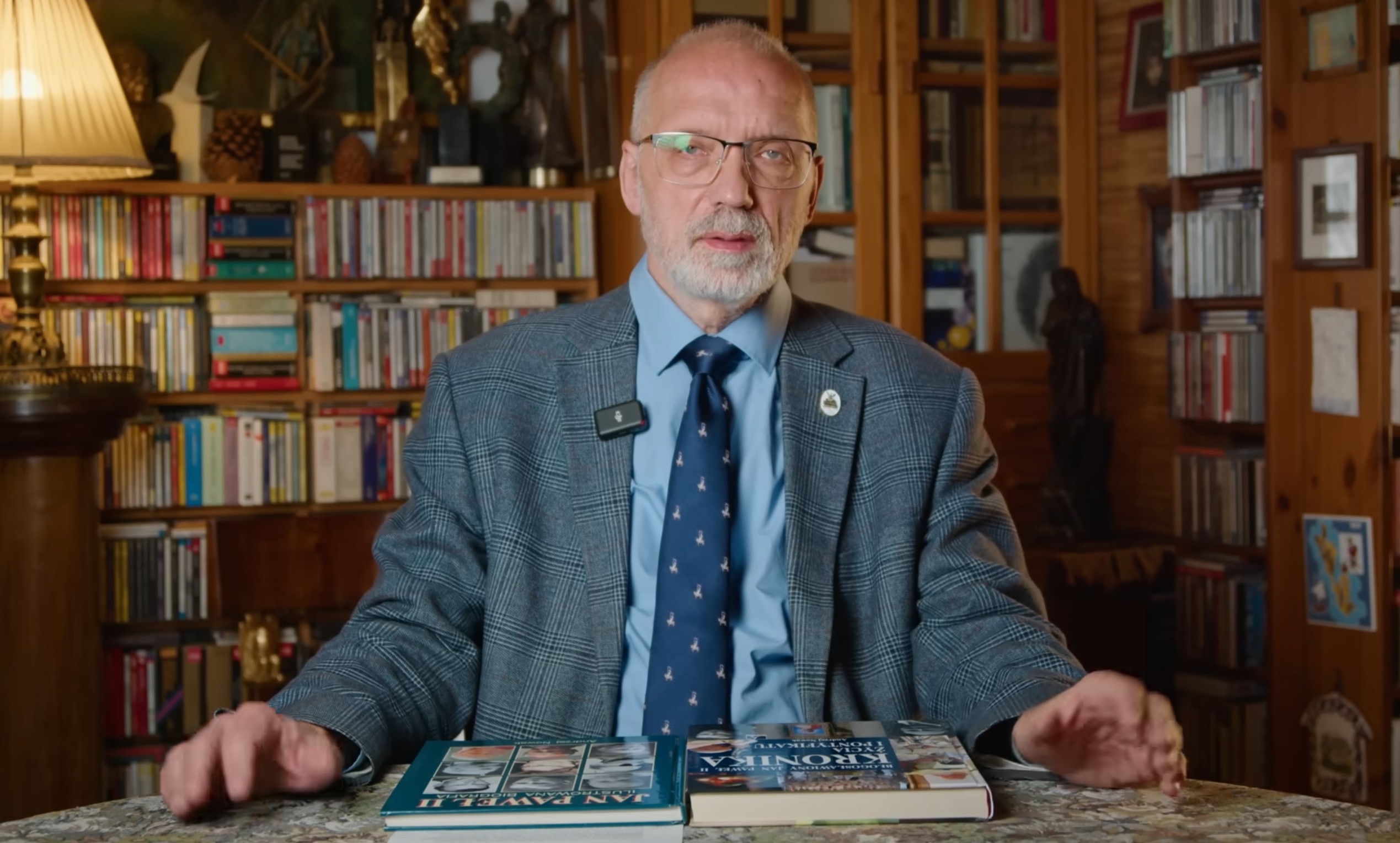 14% Polaków nienawidzi Polski? Prawda jest trudniejsza niż sądzi prof. Andrzej Nowak