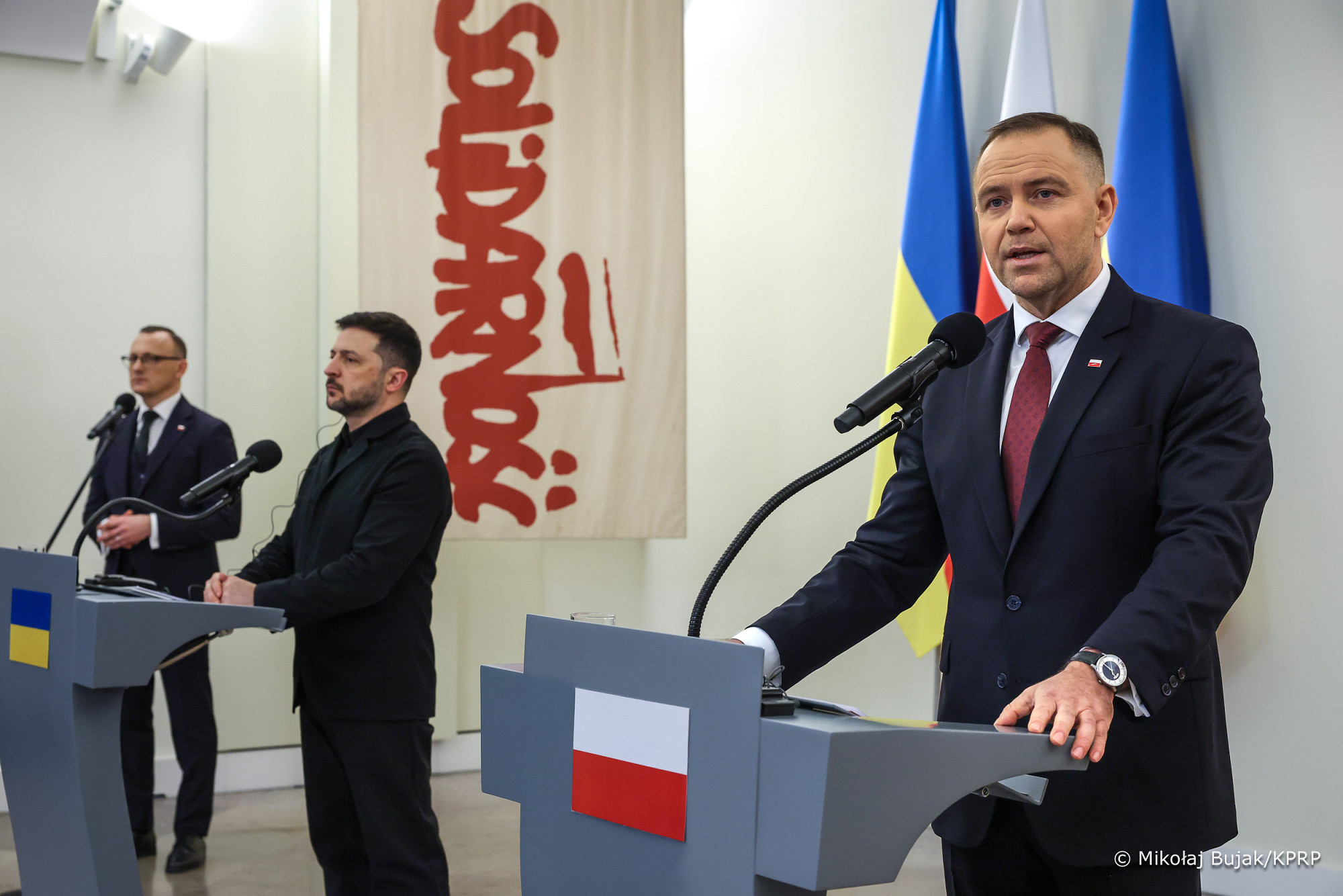 Sejm i rząd lekceważą obywateli. Będzie kolejne weto ws. pomocy Ukraińcom?