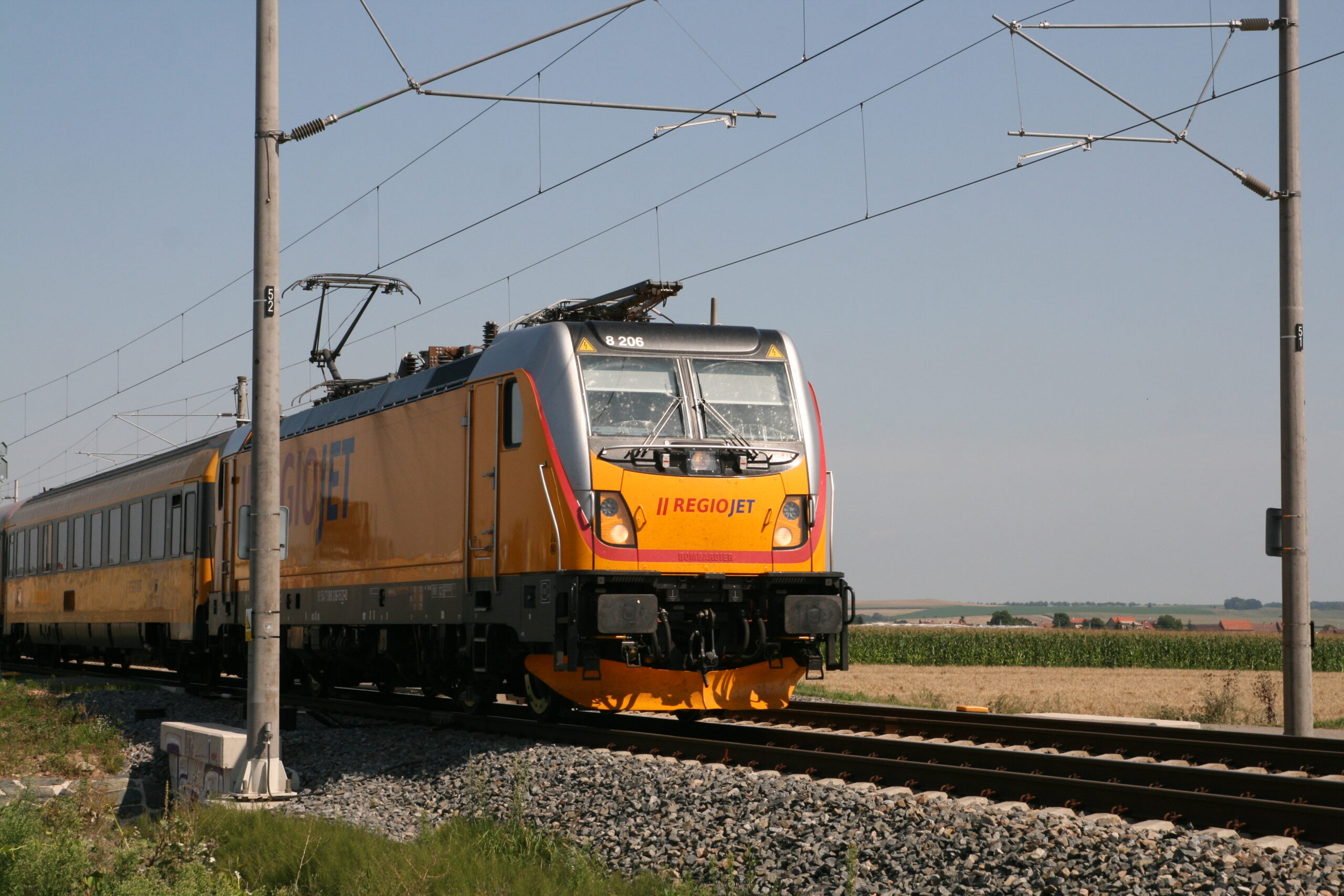 Ponad 1000 kursów RegioJeta nagle odwołanych. Trammer: Trwa walka na torach